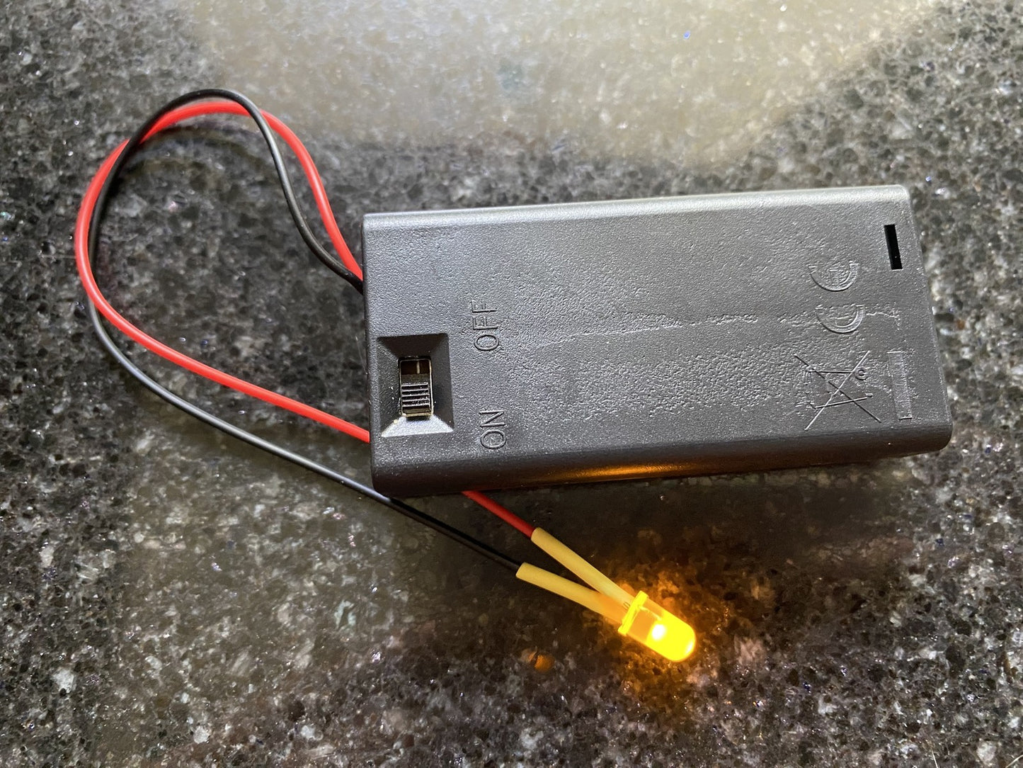 Flashing Dummy Red Green Blue White LED Security Light Alarm Car AA Battery Box