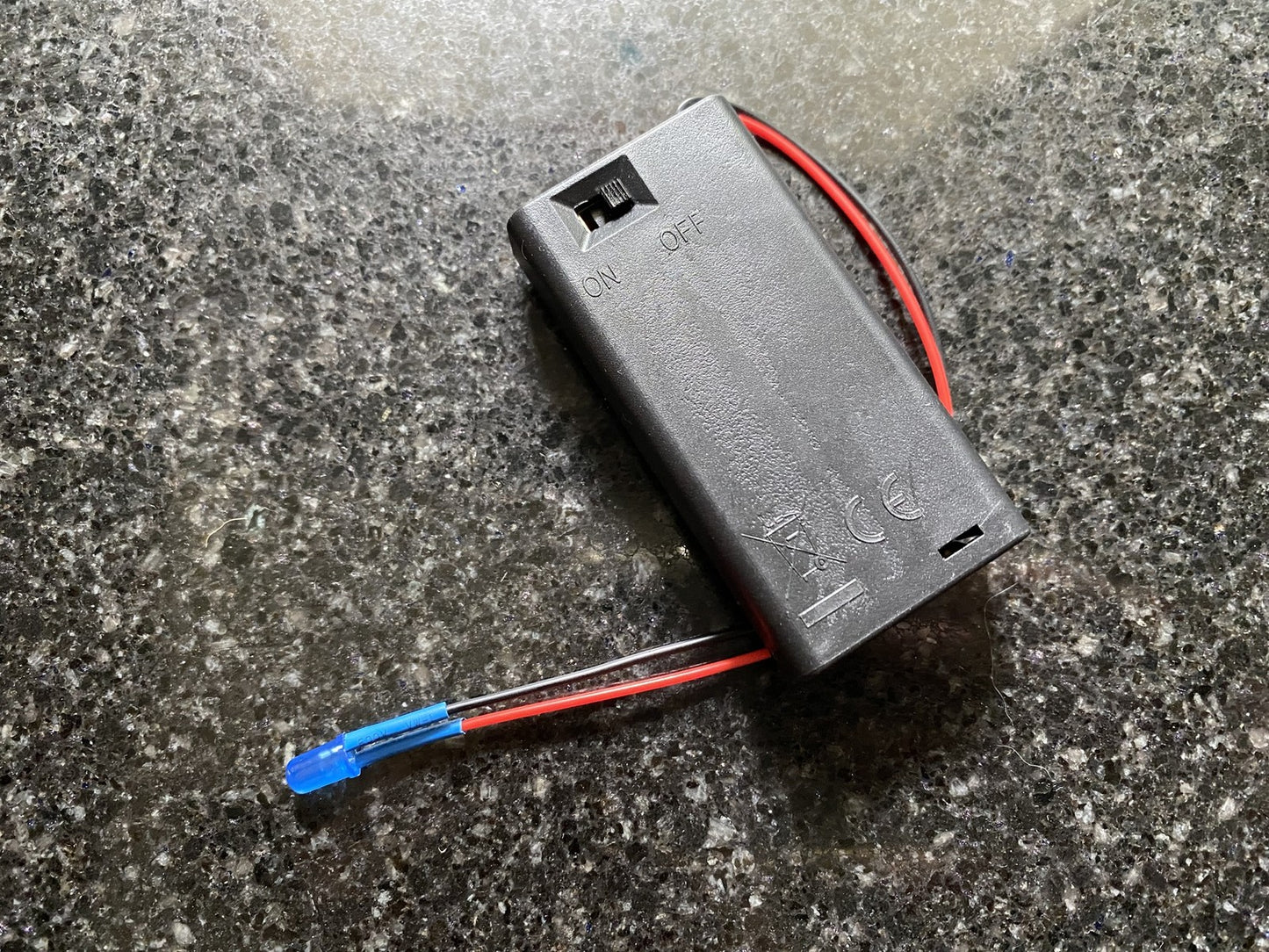 Flashing Dummy Red Green Blue White LED Security Light Alarm Car AA Battery Box